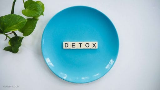 Detoxing from the news and social media is healthy and easy.