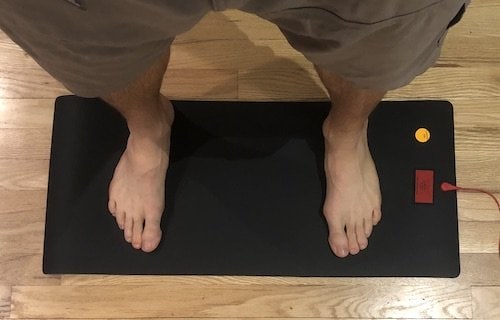 ultimatelongevityearthingmat Earthing aid fast muscle recovery by potentially reducing inflammation and oxidative stress through direct contact with the Earth's surface