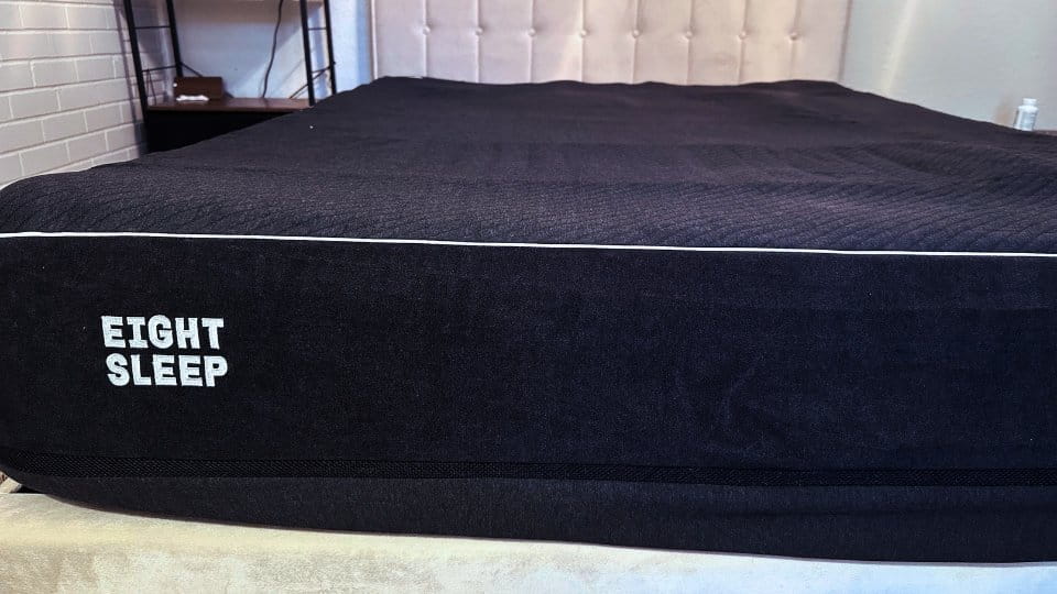 eightsleeppod3cover eight sleep pod 3 cover