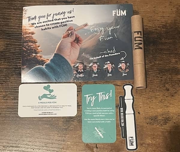 fum vape package contents